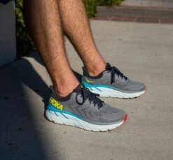 HOKA Clifton 7 - Road Shoe - Men's - FINAL SALE -The Trail Runner Shop 1110508 WDDS 7