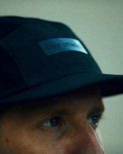 CIELE GOCap - Iconic Bar - Trigger 14 CIELE GOCap - Iconic Bar - Trigger -The Trail Runner Shop CLGCIB BK002 MIV 2428 4x5 web