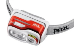 PETZL SWIFT RL Headlamp - 900 Lumens -The Trail Runner Shop E095BA SWIFT RL focus 4 LowRes