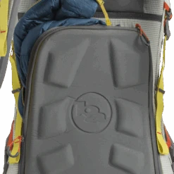 BIG AGNES Prospector 50L Pack - Men's -The Trail Runner Shop Prospector 50L fog 04 back detail 04 600x 02ae390a d7f1 4662 aaf8 3038d738c612