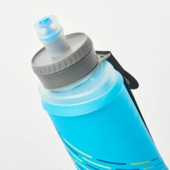 HYDRAPAK Handheld SkyFlask™ 500 ML -The Trail Runner Shop Skyflask 500ml Detail Cap 1080px webres 1800x1800 7625a6db 62a7 473b a226 38405d5a7775