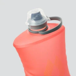 HYDRAPAK Stow™ 500 ML -The Trail Runner Shop Stow 500ml Detail Cap 1080px webres 1800x1800 23249ddf 0d93 424c a71e f892b5d6f931