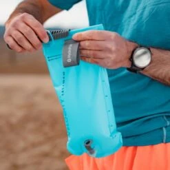 HYDRAPAK Velocity™ 2 L -The Trail Runner Shop Velocity 2 1800x1800 88b3fbdf f35c 48d7 aef7 50a04d4241db