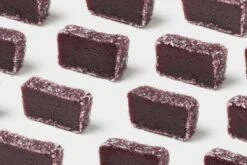 XACT NUTRITION Energy Fruit Bars - Caffeinated Blackcurrant (4pk) -The Trail Runner Shop Xact FRUIT3 Cassis Slice repeat 800x 40dd44d9 2d4c 400b a1b2 41c937dd03e8