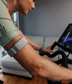 COROS Heart Rate Monitor -The Trail Runner Shop effortless img 2x d808398d 35d6 41d1 a77b 076d5cdf7732