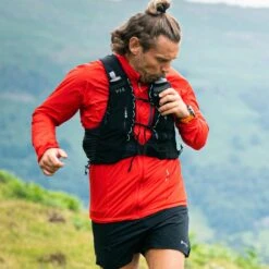 MONTANE Featherlite Trail Jacket - Men's -The Trail Runner Shop featherlite trail jacket red