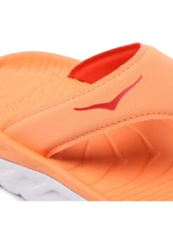 HOKA Ora Recovery Flip - Women's -The Trail Runner Shop hoka zehentrenner w ora recovery flip 1117910 orange 6