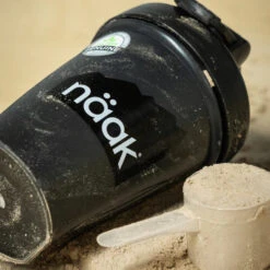 NAAK Blender Shaker Bottle 400 ML -The Trail Runner Shop naak gear accessories shaker 400 ml gear accessories blender shaker bottle 42108055388464 600x b16723f3 381f 4a78 882e 38036b07ab60