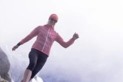 WAA Ultra Light Jacket - Women's -The Trail Runner Shop rs3080 dsc01948 lpr