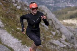 WAA Ultra Carrier Long Sleeves - Women's -The Trail Runner Shop rs3129 dsc02469 lpr