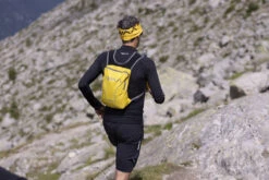 WAA Ultrabag Pro 3L -The Trail Runner Shop rs3131 dsc02562 scr